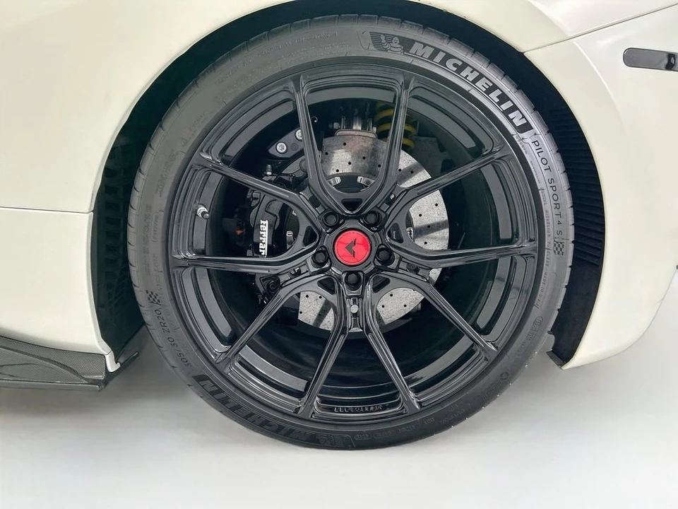 2018 Ferrari 488 GTB - Image 26 of 31