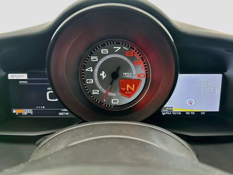 2018 Ferrari 488 GTB - Image 29 of 31