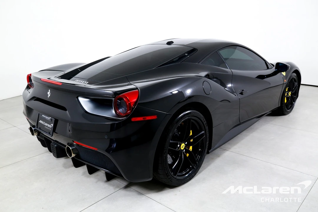 2018 Ferrari 488 - Image 8 of 31