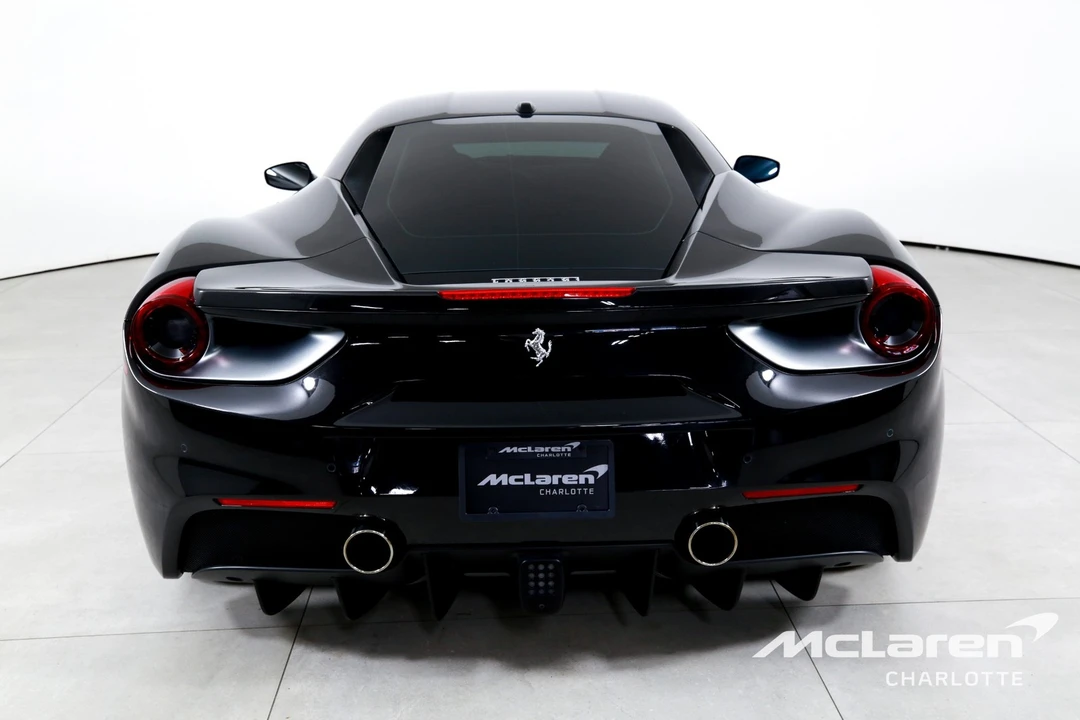 2018 Ferrari 488 - Image 7 of 31