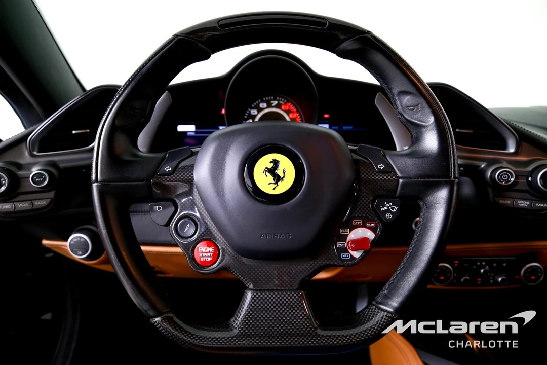 2018 Ferrari 488 - Image 14 of 31