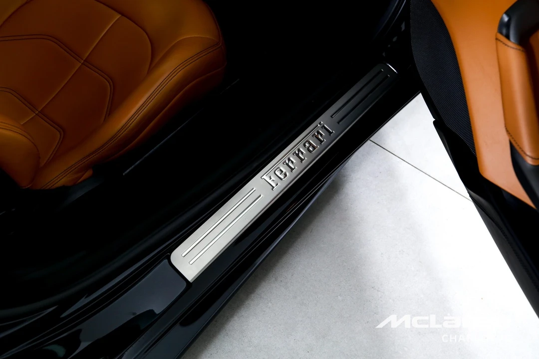2018 Ferrari 488 - Image 21 of 31