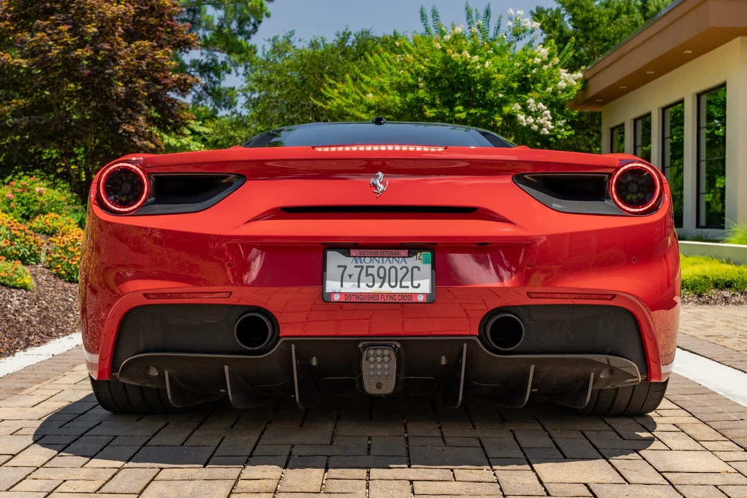 2018 Ferrari 488 GTB - Image 9 of 31