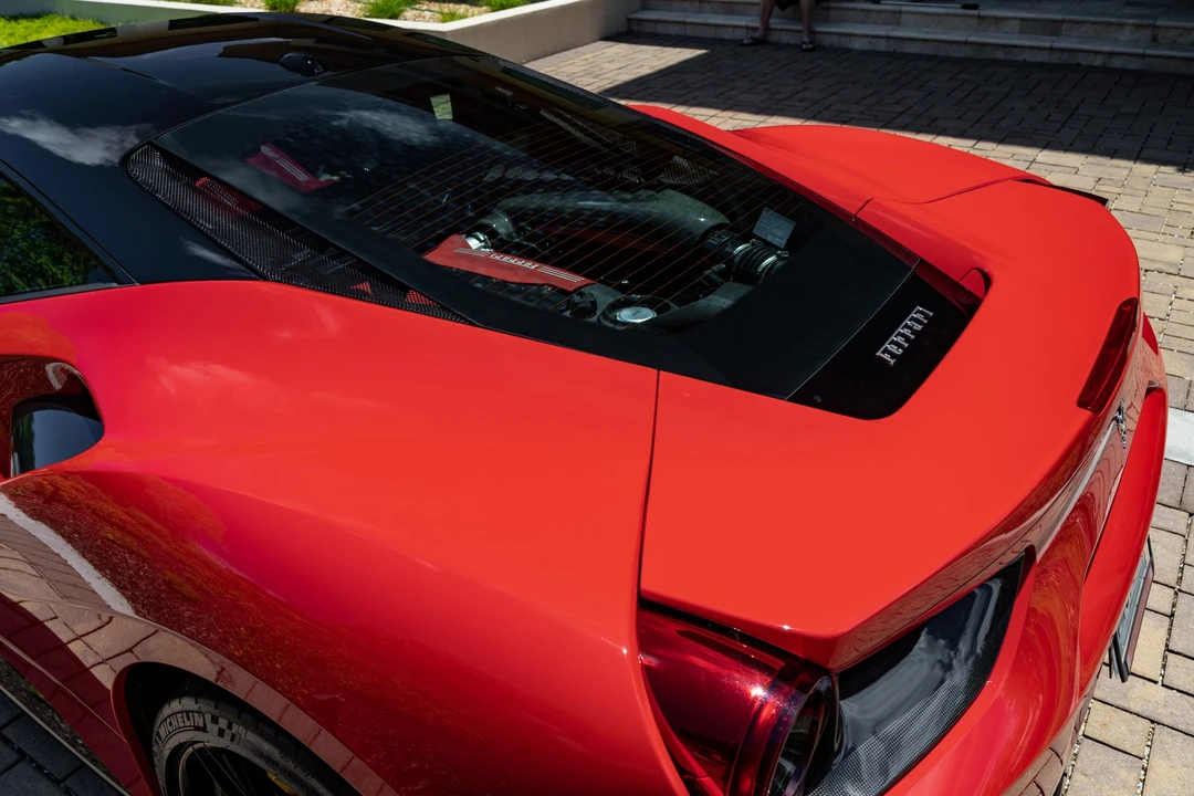 2018 Ferrari 488 GTB - Image 16 of 31