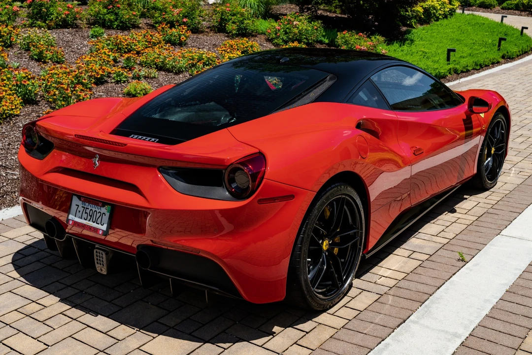 2018 Ferrari 488 GTB - Image 10 of 31
