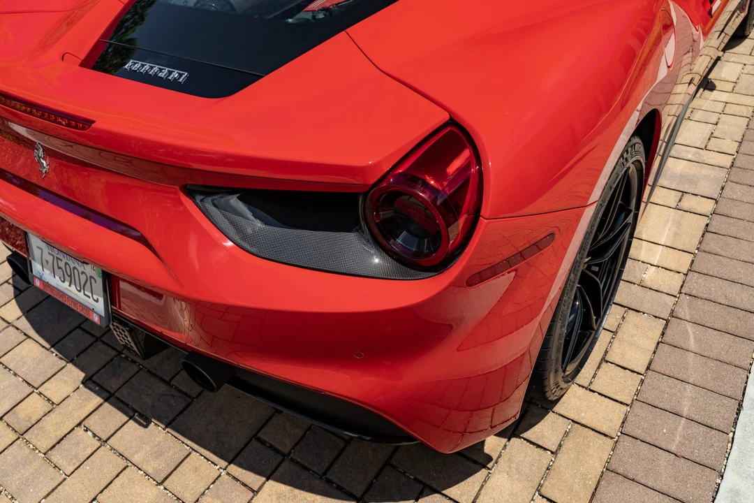 2018 Ferrari 488 GTB - Image 18 of 31