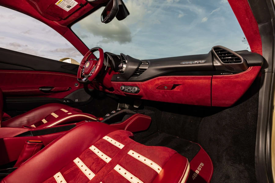 2018 Ferrari 488 GTB - Image 26 of 31
