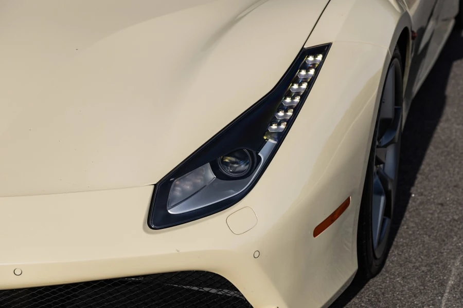 2018 Ferrari 488 GTB - Image 19 of 31