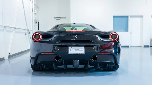 2018 Ferrari 488 GTB - Image 14 of 15