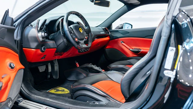 2018 Ferrari 488 GTB - Image 3 of 15