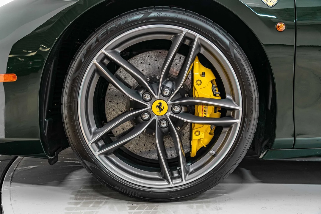 2018 Ferrari 488 GTB - Image 15 of 31