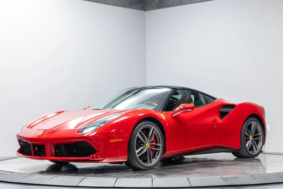 2018 Ferrari 488 GTB - Image 12 of 13