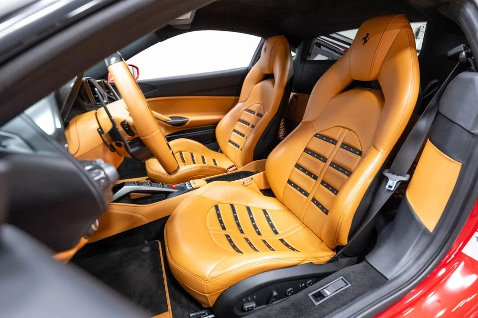 2018 Ferrari 488 GTB - Image 10 of 13
