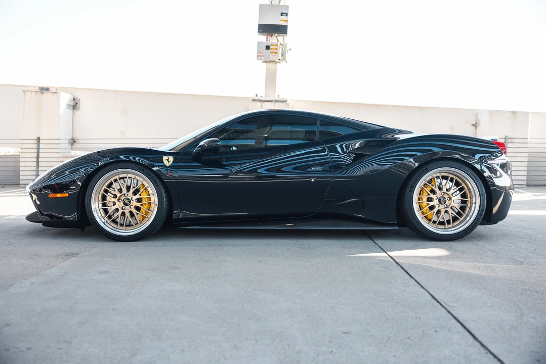 2018 Ferrari 488 GTB - Image 11 of 31