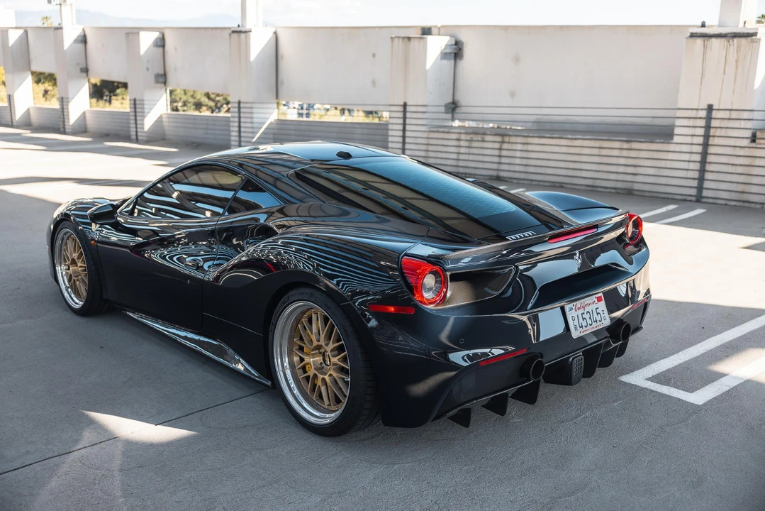 2018 Ferrari 488 GTB - Image 13 of 31