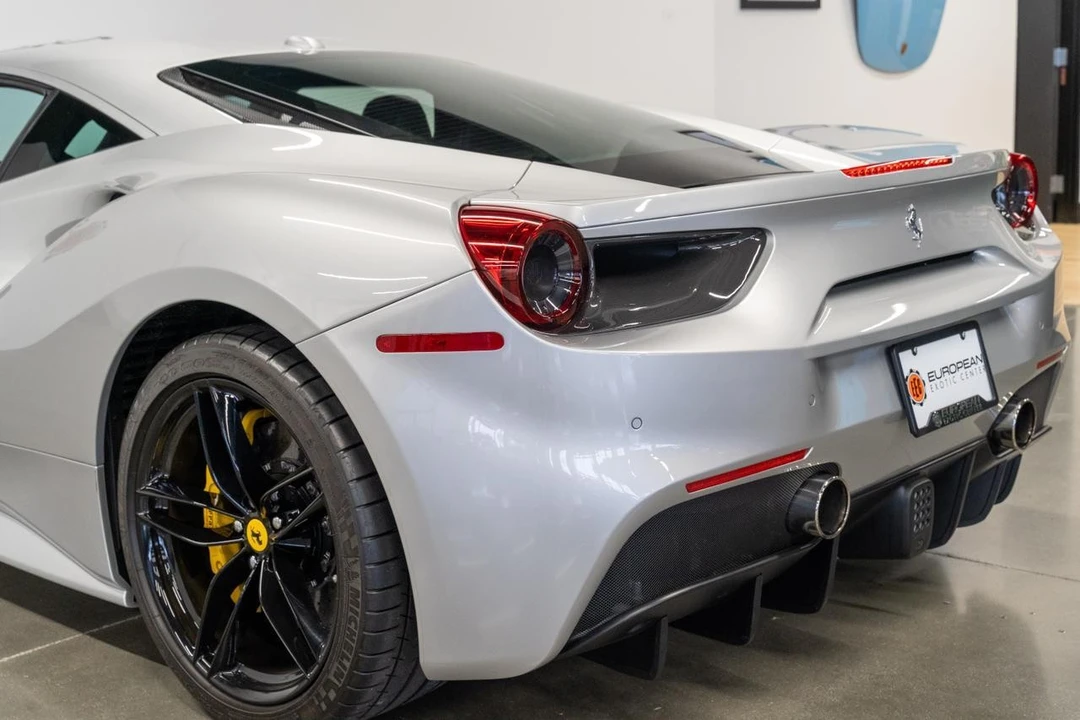 2018 Ferrari 488 GTB - Image 13 of 21