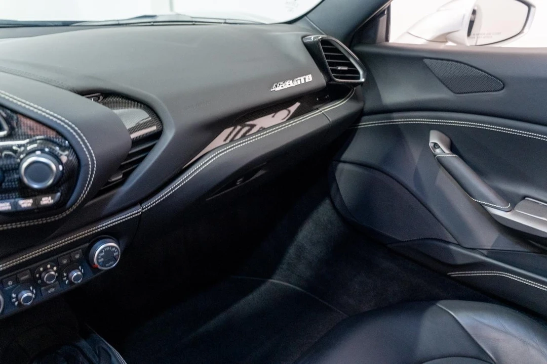 2018 Ferrari 488 GTB - Image 6 of 21