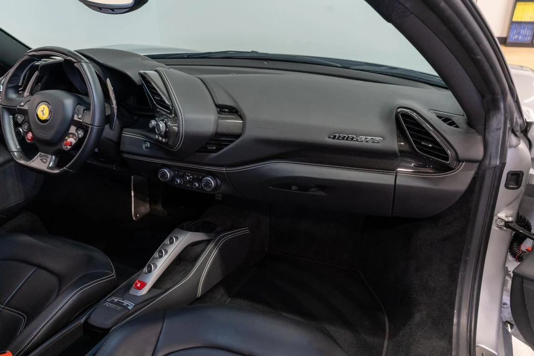 2018 Ferrari 488 GTB - Image 11 of 21