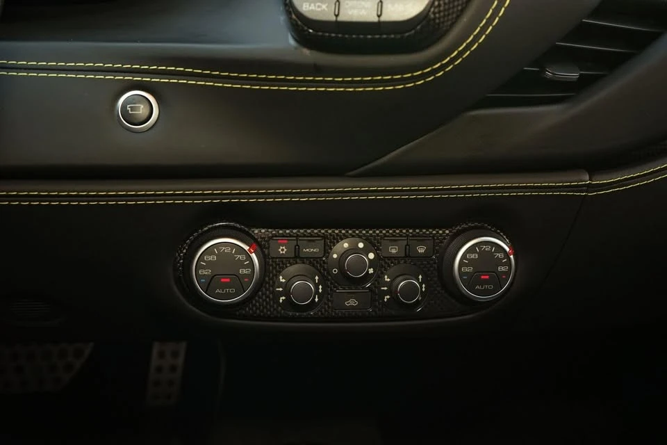 2018 Ferrari 488 GTB - Image 16 of 20