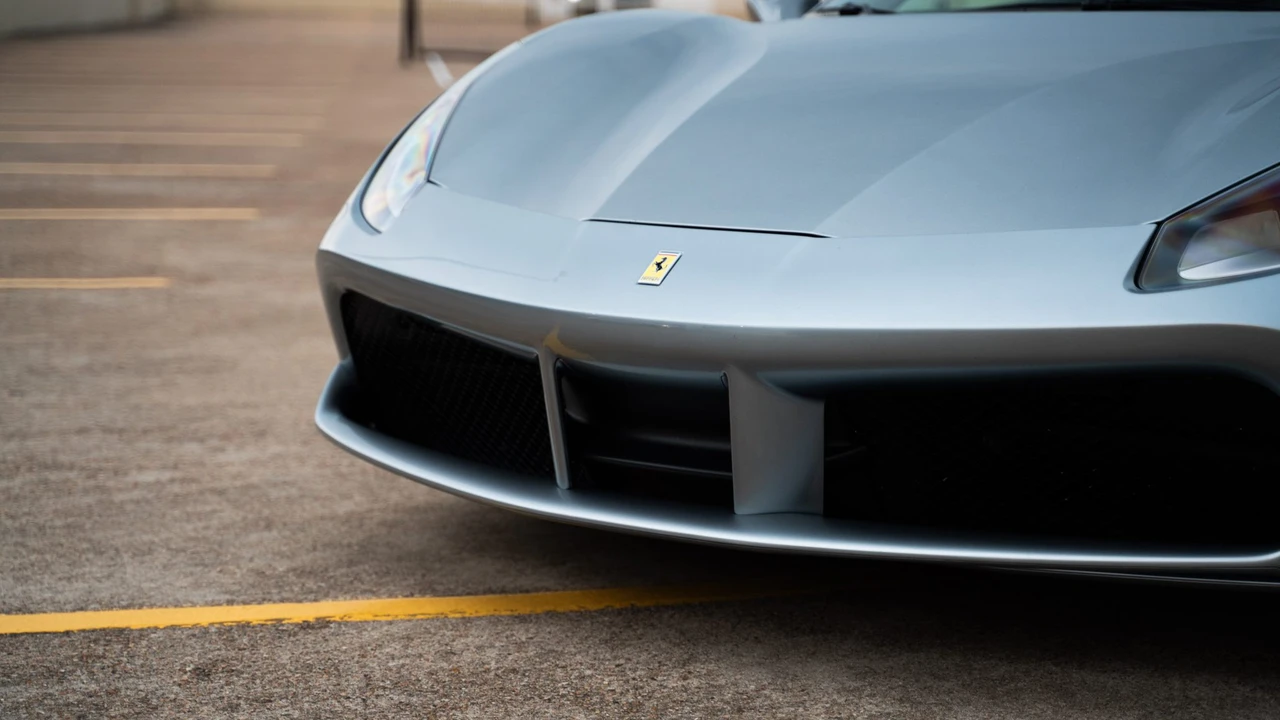 2018 Ferrari 488 GTB - Image 23 of 31