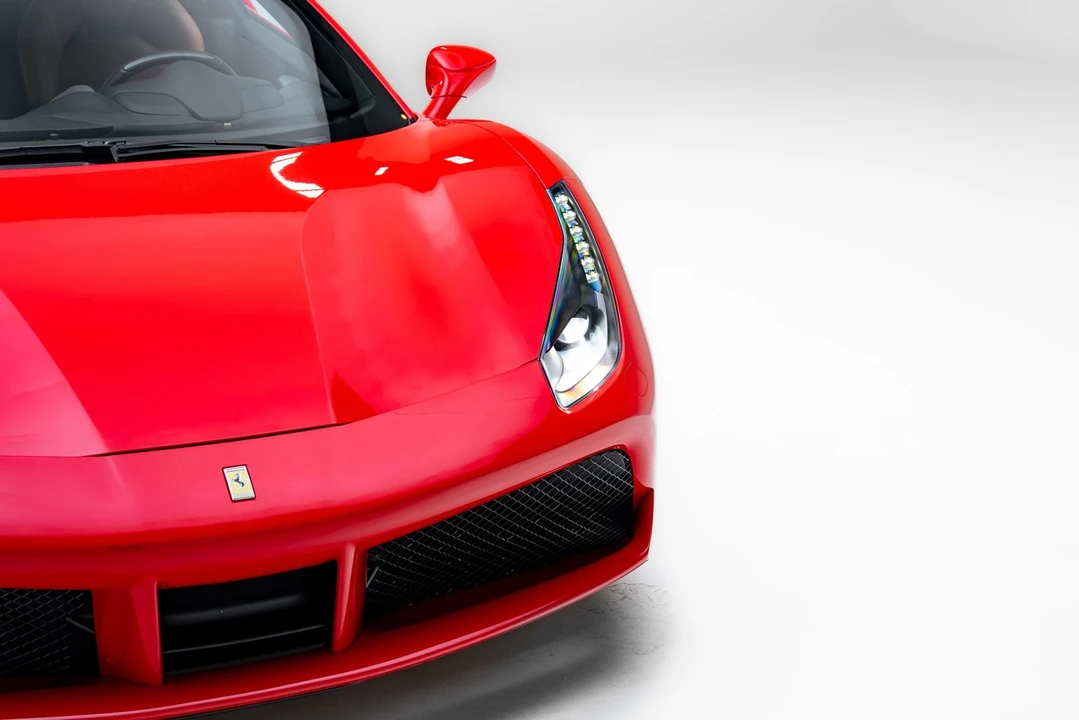 2018 Ferrari 488 GTB - Image 11 of 31