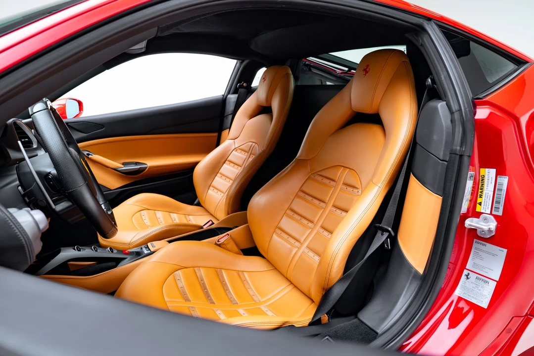 2018 Ferrari 488 GTB - Image 18 of 31
