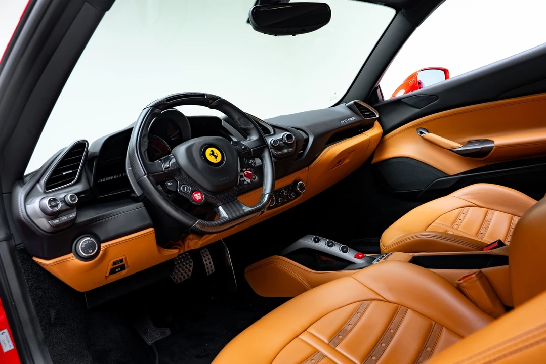 2018 Ferrari 488 GTB - Image 2 of 31