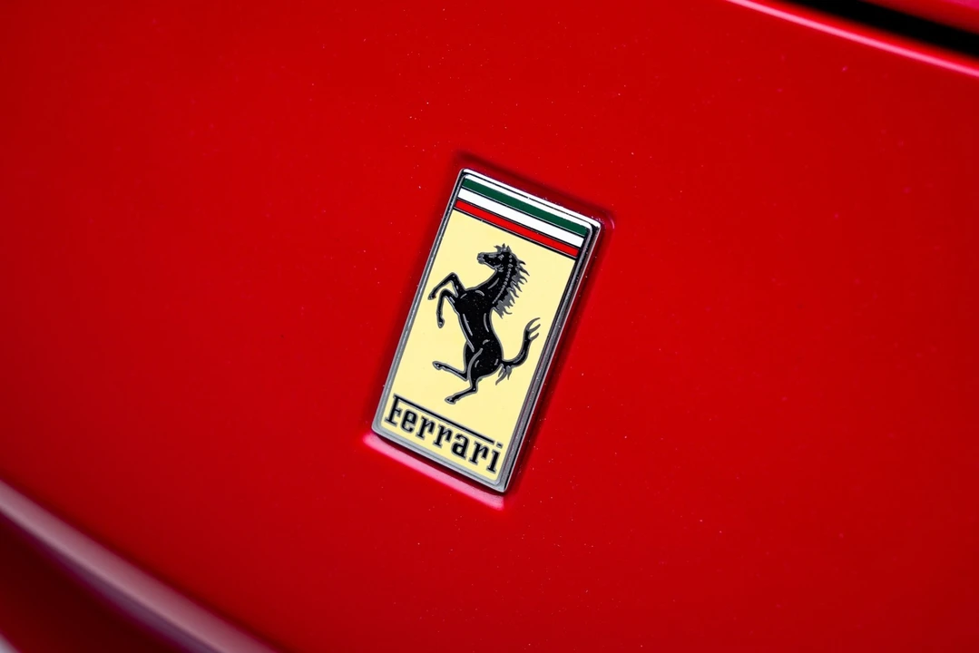 2018 Ferrari 488 GTB - Image 15 of 31