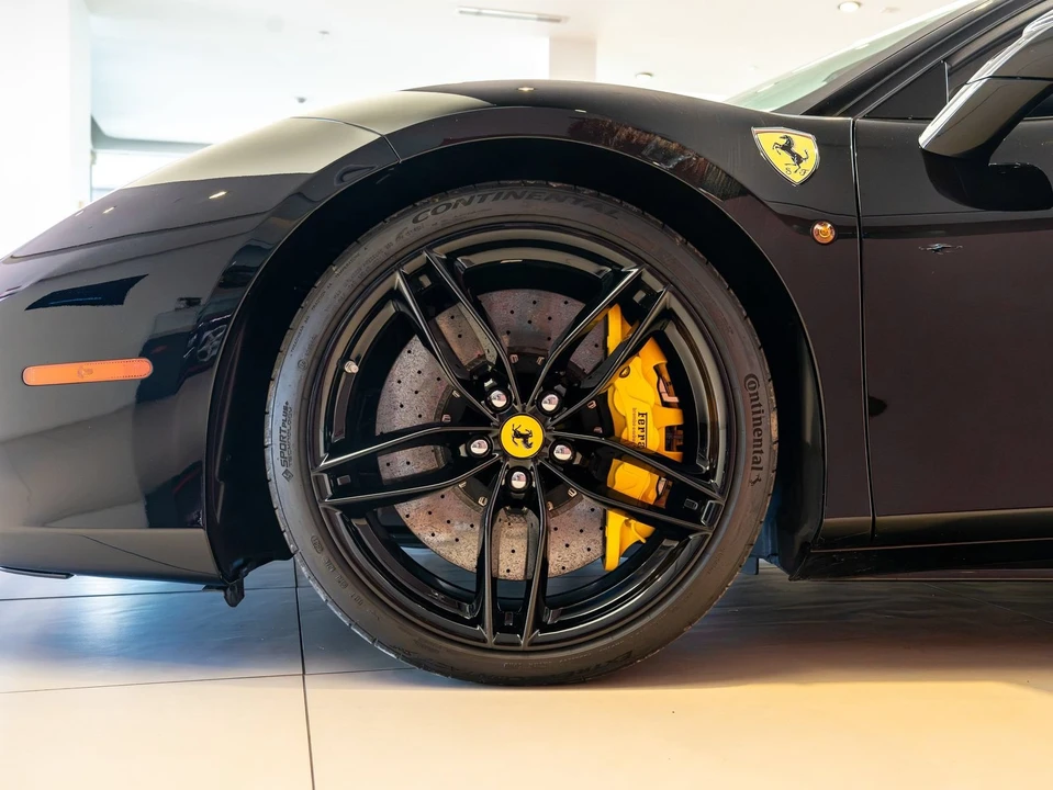 2018 Ferrari 488 GTB - Image 3 of 26