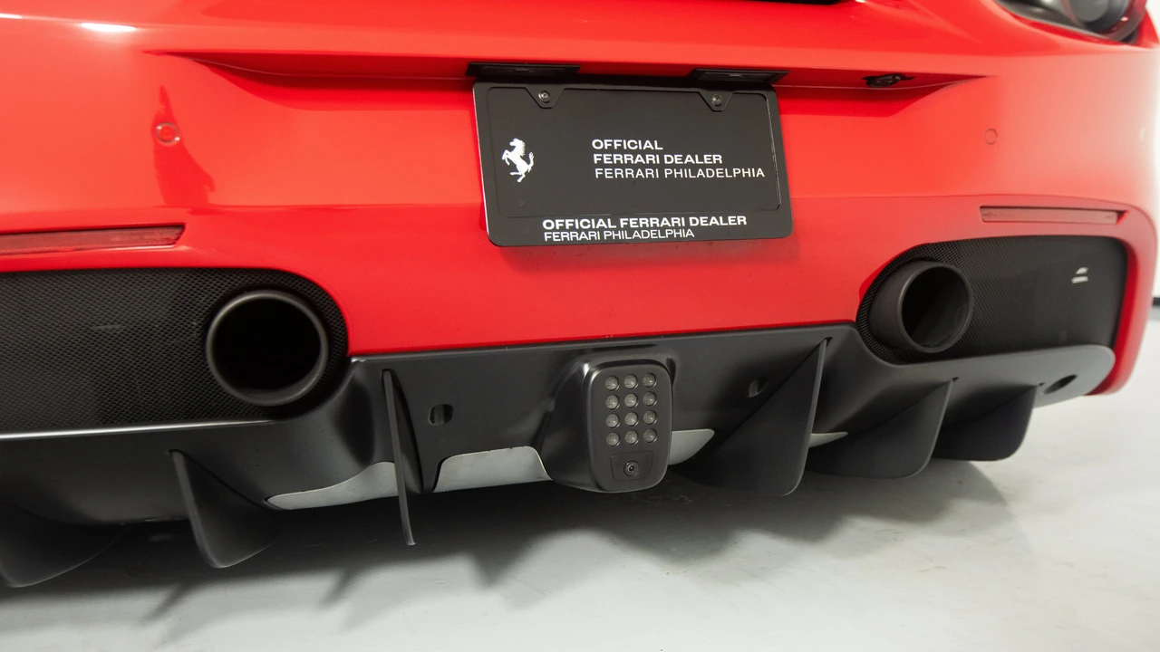 2018 Ferrari 488 GTB - Image 19 of 31