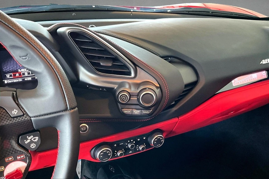 2018 Ferrari 488 GTB - Image 8 of 22