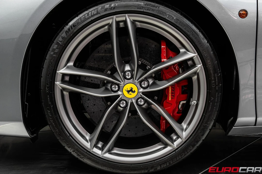 2018 Ferrari 488 GTB - Image 29 of 31