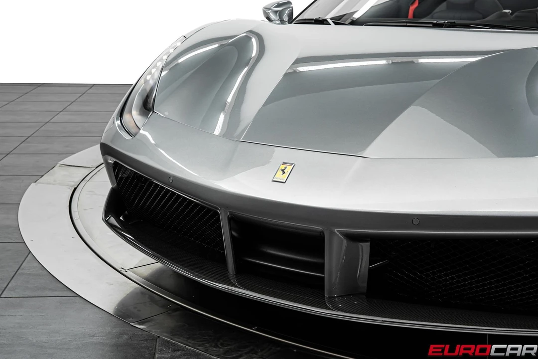 2018 Ferrari 488 GTB - Image 14 of 31