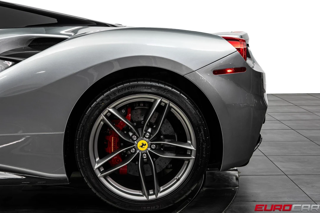 2018 Ferrari 488 GTB - Image 22 of 31