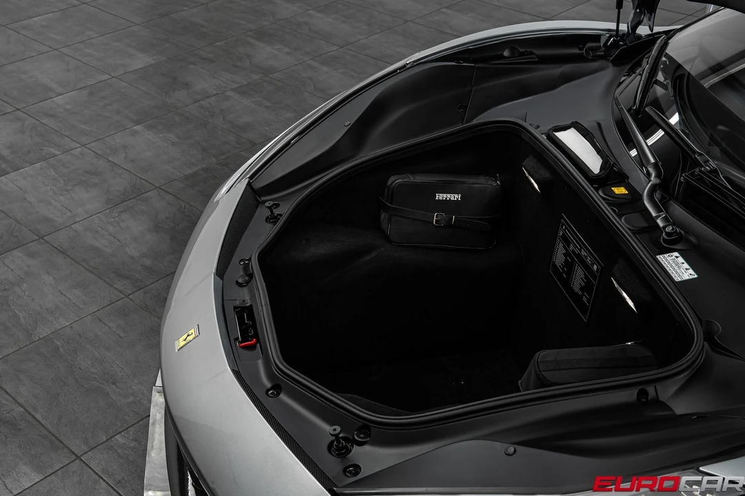 2018 Ferrari 488 GTB - Image 12 of 31