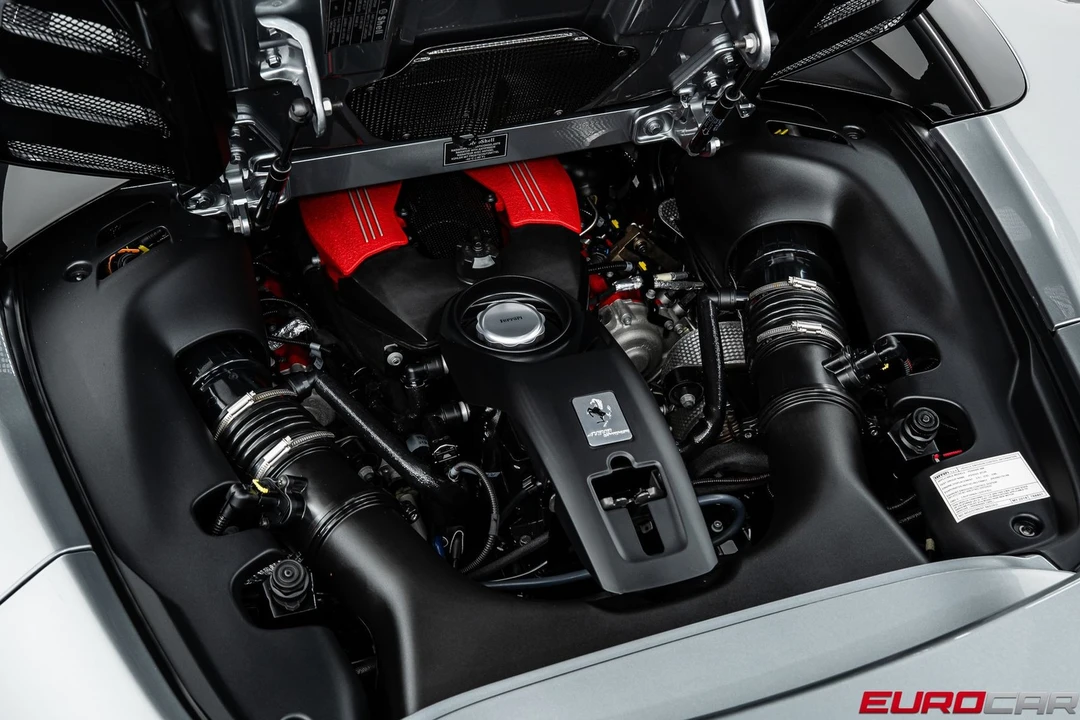 2018 Ferrari 488 GTB - Image 24 of 31