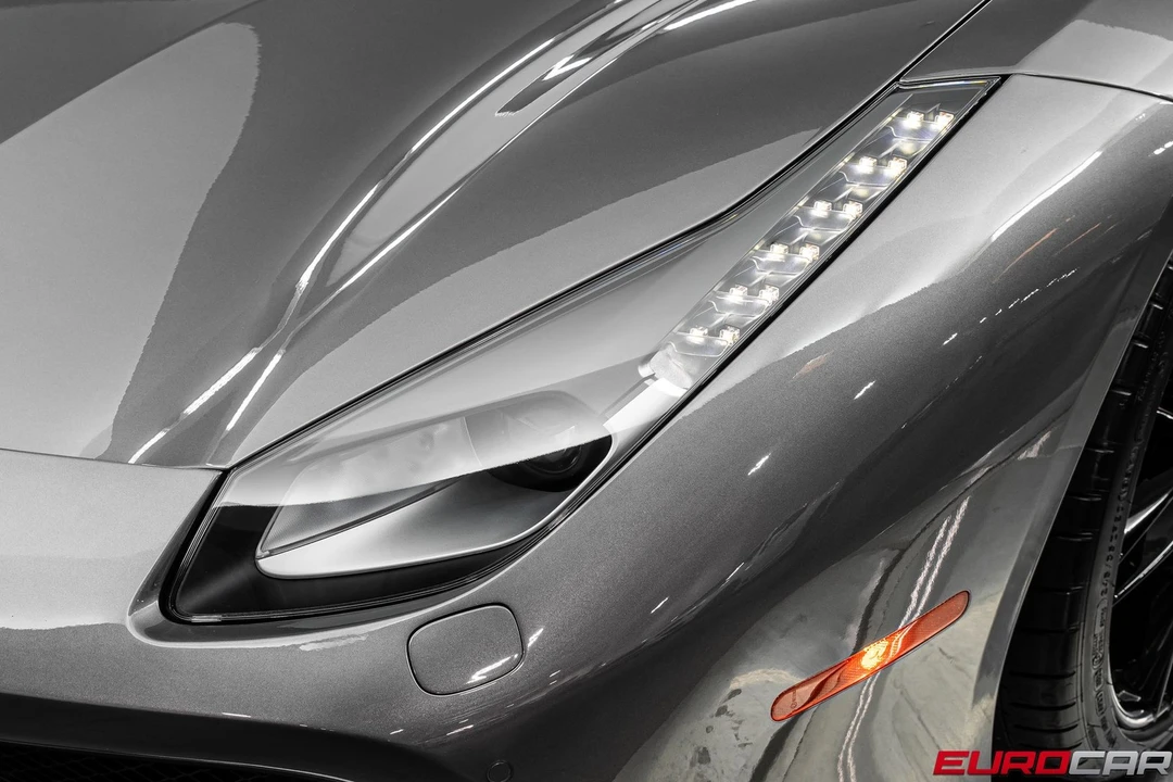 2018 Ferrari 488 GTB - Image 12 of 31