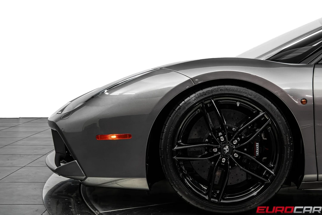 2018 Ferrari 488 GTB - Image 16 of 31