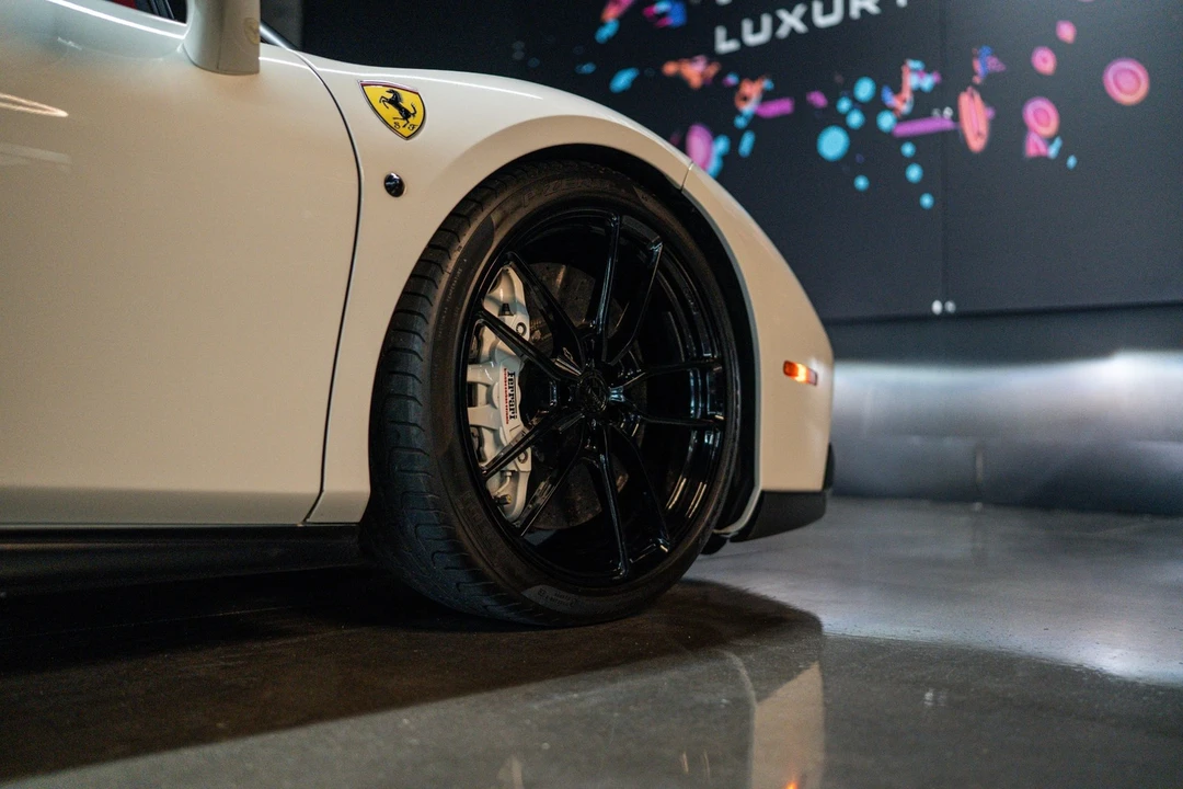 2018 Ferrari 488 GTB - Image 19 of 27