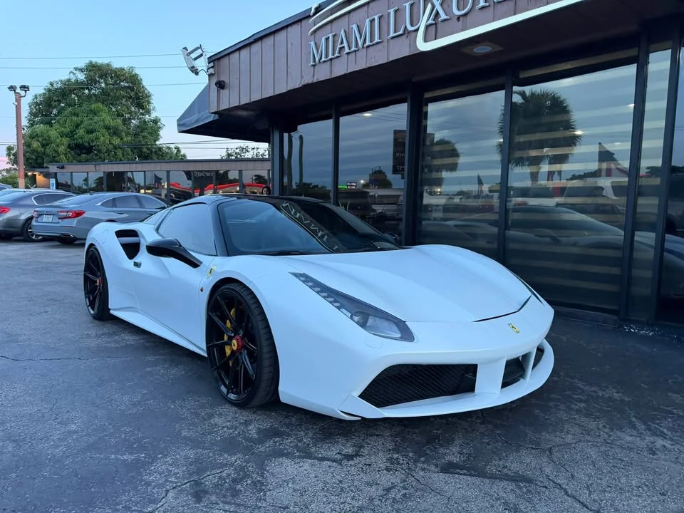 2018 Ferrari 488 - Image 4 of 20