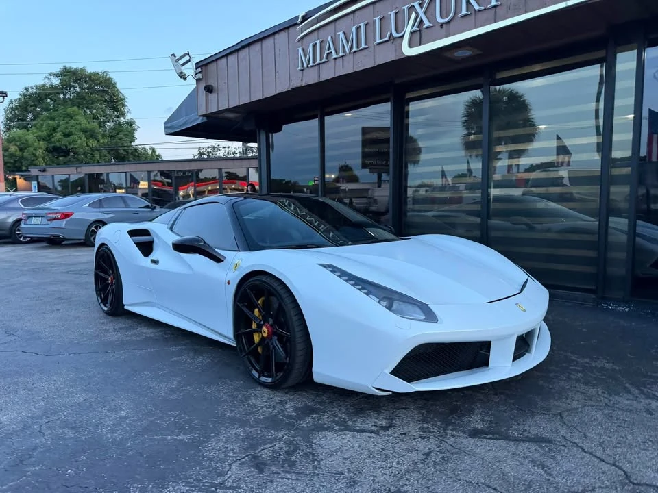 2018 Ferrari 488 - Image 5 of 20