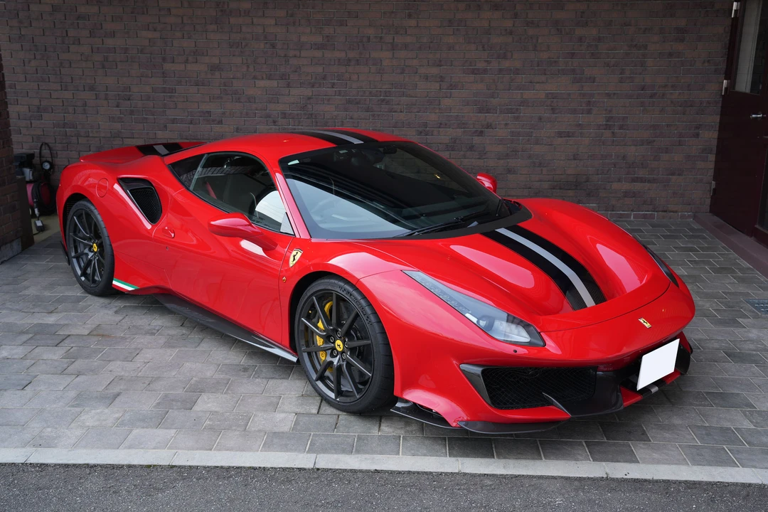 2018 Ferrari 488 Pista - Image 3 of 31