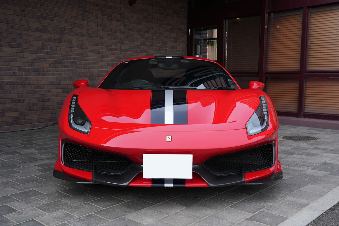 2018 Ferrari 488 Pista - Image 2 of 31