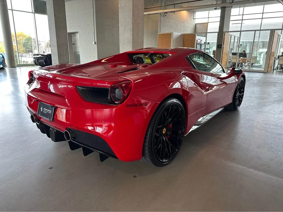 2018 Ferrari 488 Spider - Image 2 of 9