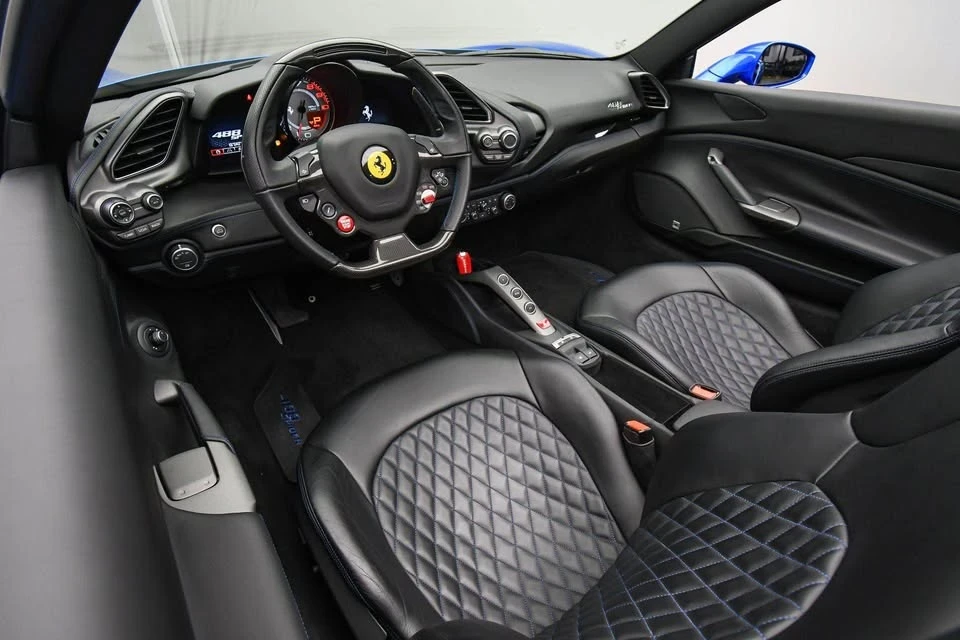2018 Ferrari 488 Spider - Image 3 of 10