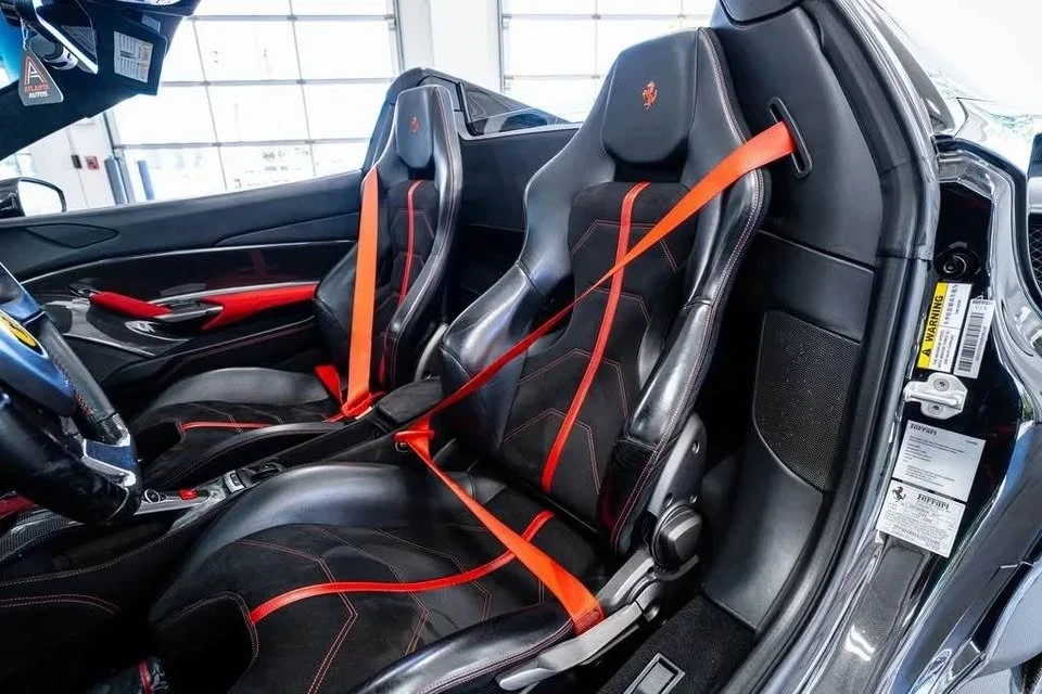 2018 Ferrari 488 Spider - Image 5 of 8
