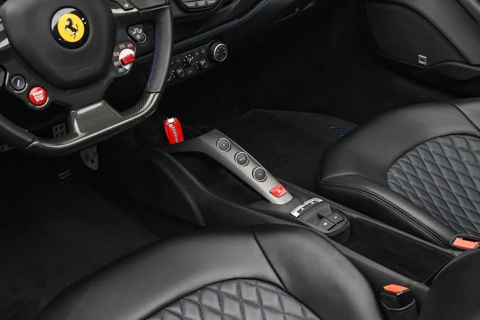 2018 Ferrari 488 Spider - Image 10 of 10