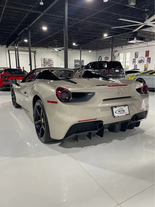 2018 Ferrari 488 Spider - Image 3 of 3