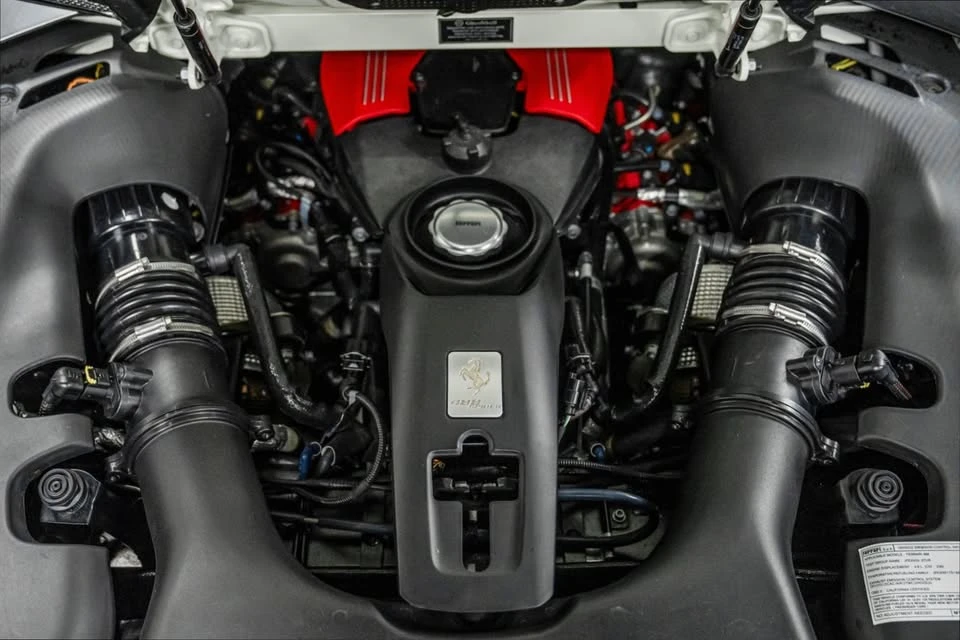 2018 Ferrari 488 Spider - Image 8 of 15