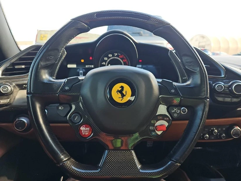 2018 Ferrari 488 Spider - Image 4 of 5
